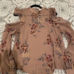 ASTR cold shoulder pink blouse